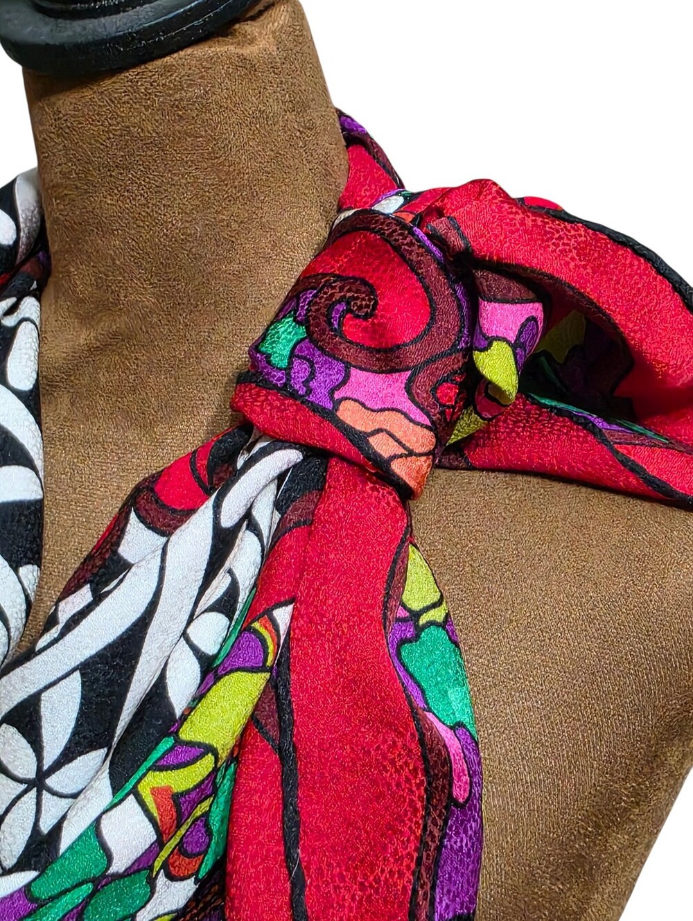 TIFFANY & CO. SCARF - Picture 4 of 16
